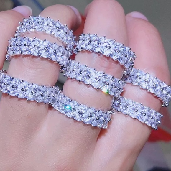 OLIVE BRANCH ♡ Luxury AAA Cubic Zirconia Ring GIFT - Picture 2 of 8